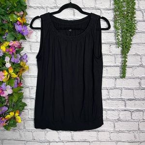 1🌼3/$30🌼Loft Black Sleeveless Flowy Top Size Medium